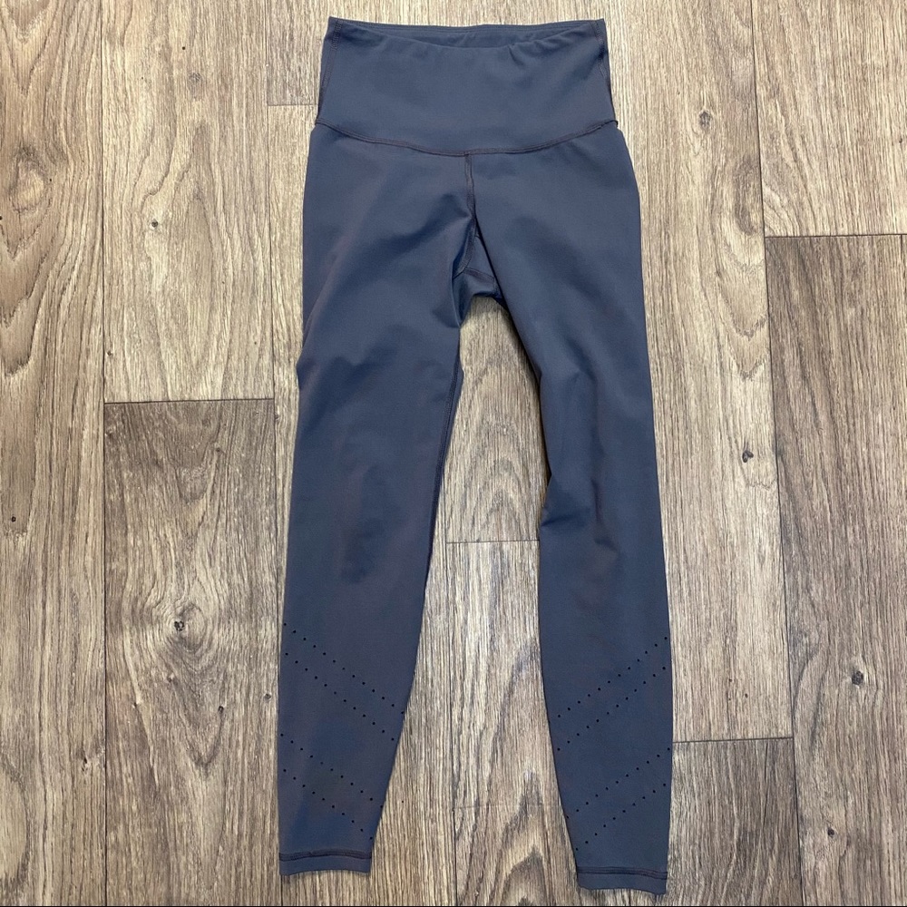 GREY LAZER CUT DETAIL LEGGINGS, size S